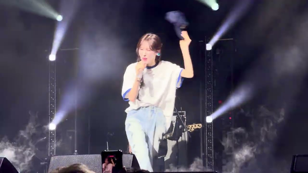 WENDY ‘EXISTENTIAL CRISIS’ encore W:ealive live in Brooklyn New York 웬디 251109 4K