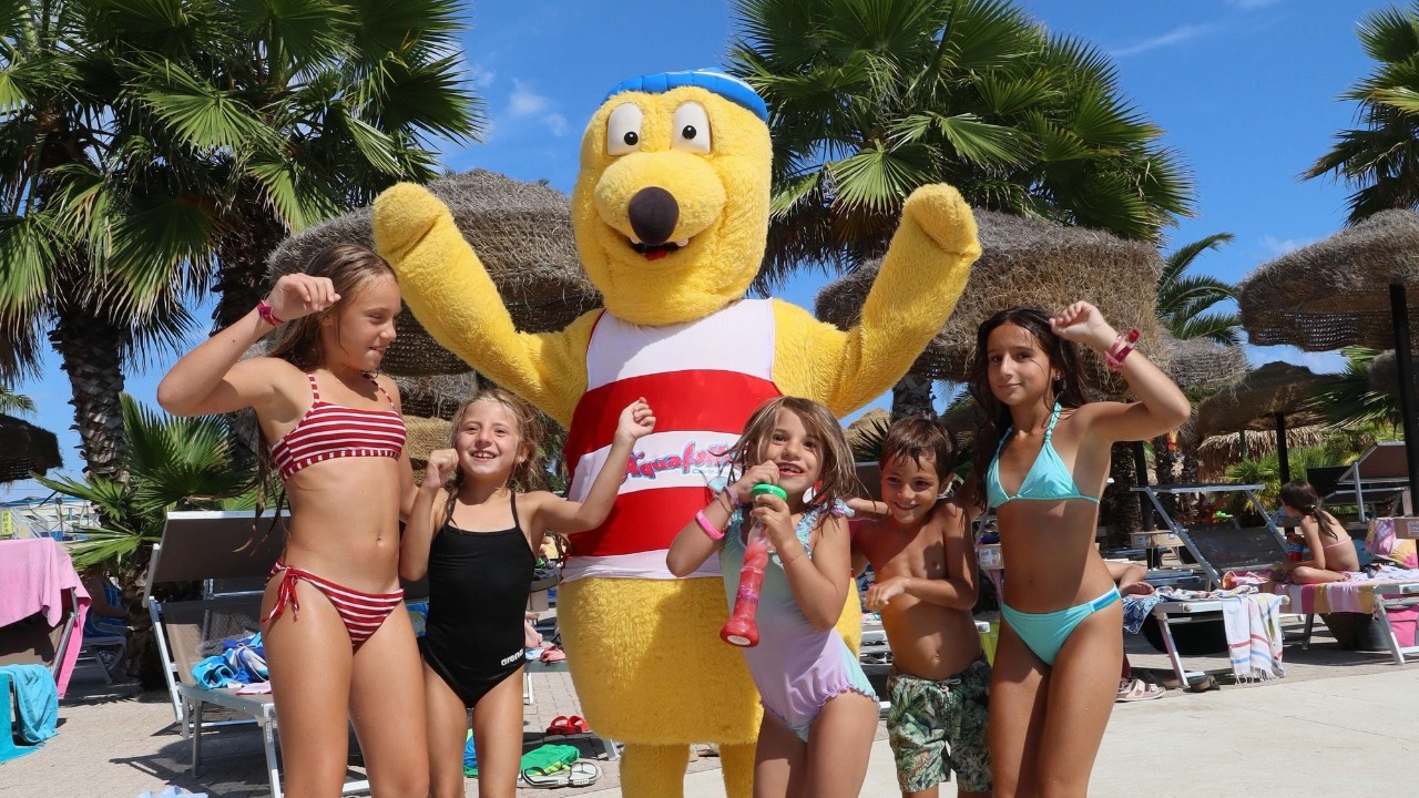 Aquafollie Caorle: Il Parco Acquatico per Famiglie e Bambini (Official 2024) 💦