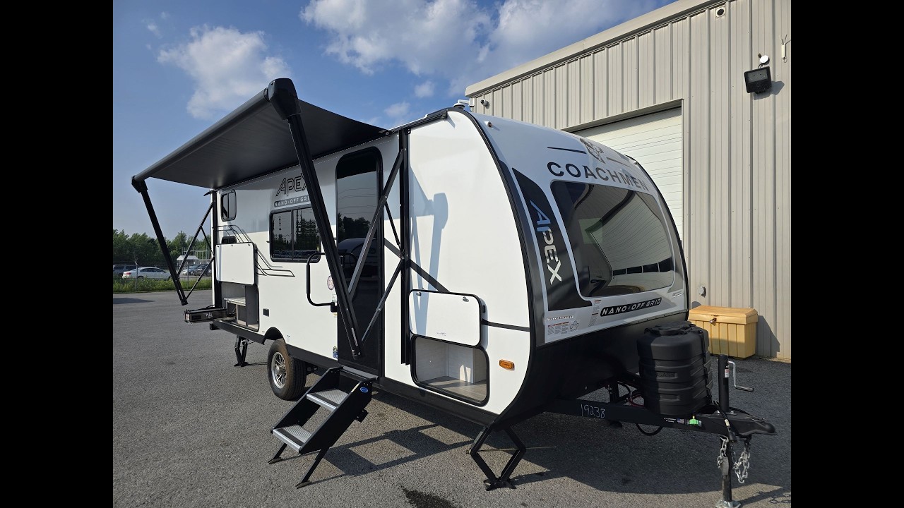 See Inside the Small Camper Everyone Wants, the Apex Nano 186 BH!