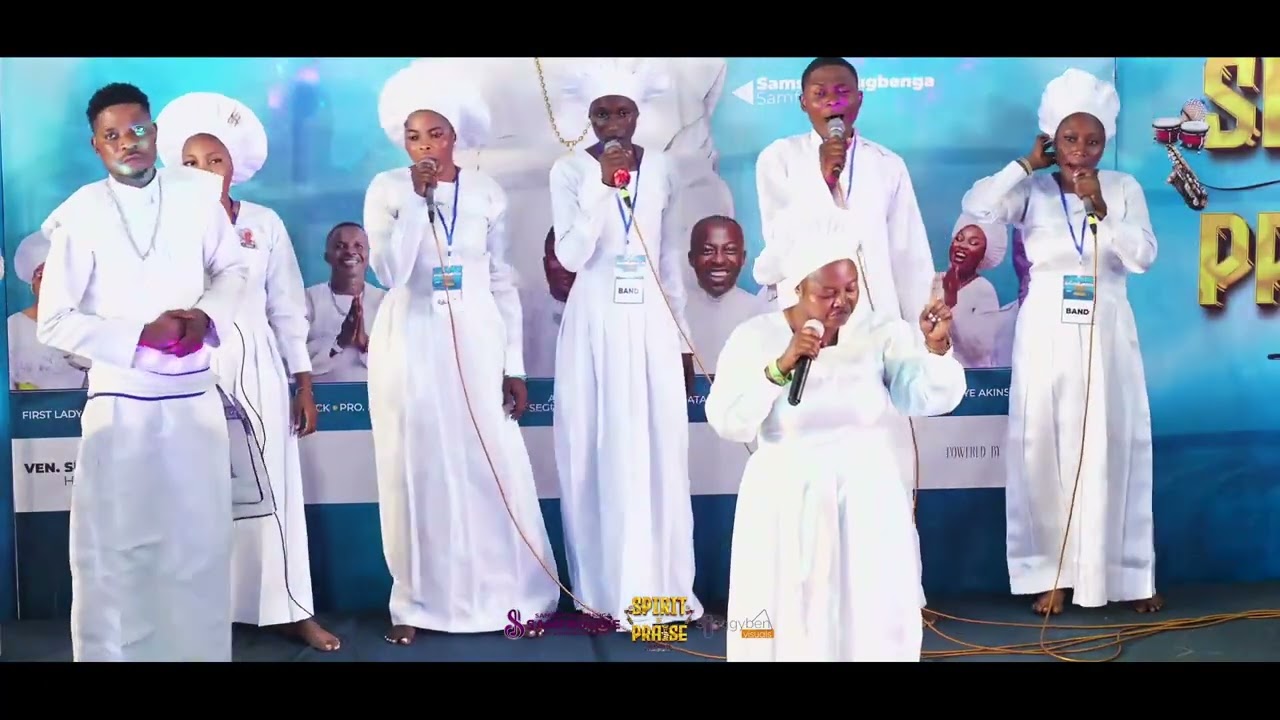 Spirit of Praise 14.0 moment with Tosin Taiwo, Leye Akins, & Tope Olusesi. GOD Is Good 