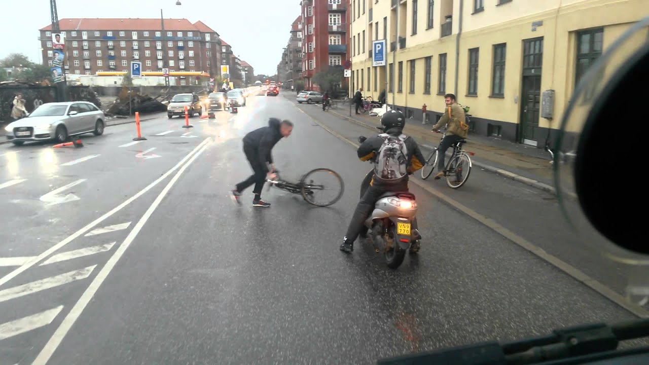 20131028 bortblæst cykel