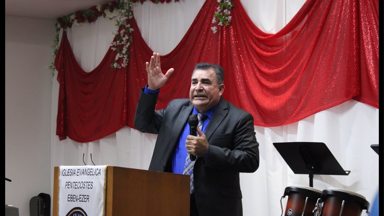 Pastor Carlos Portillo