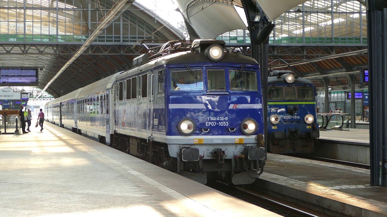 PKP Ep07 1053 with IC in Wrocław Główny [25.7.16]