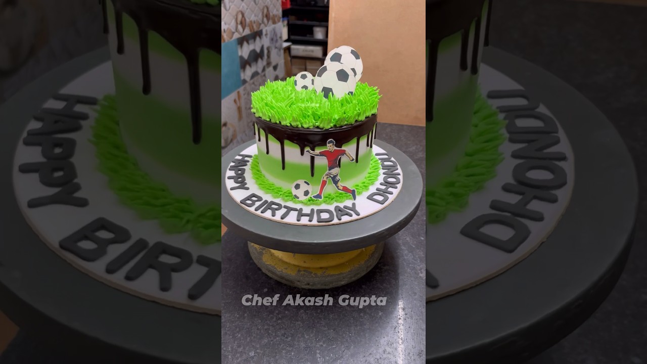Football Cake Tutorial ⚽️ #shorts #chefakashgupta