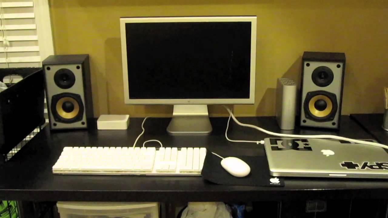 Apple 20'' Cinema Display: Unboxing & Setup