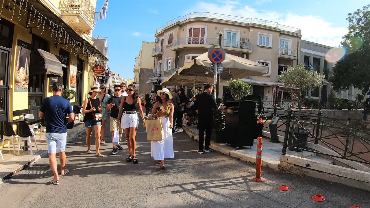Древнейший район Плака. Афины, Греция / The oldest district of Plaka. Athens, Greece.