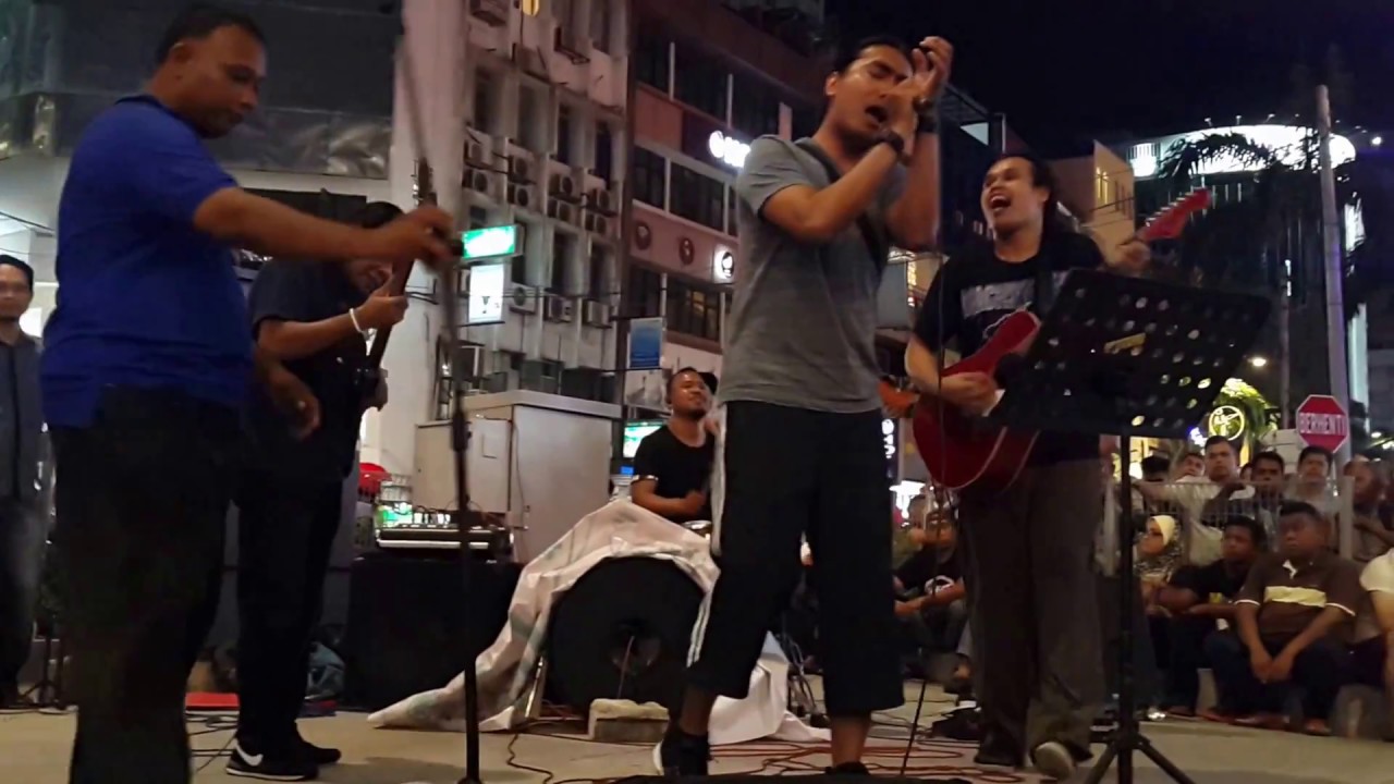 HIGHWAY STAR-penonton suara memang mantap feat Sentuhan buskers