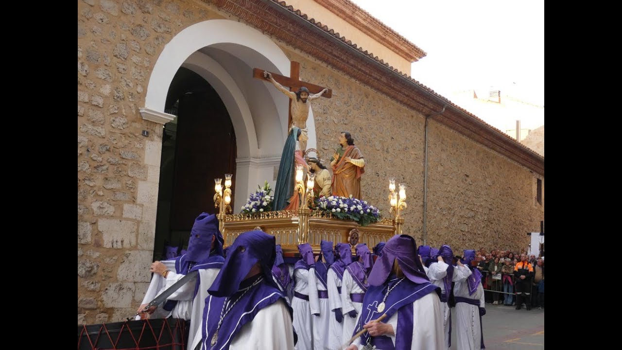 Viernes SanTo en Teruel; procesión del SanTo Entierro por adzucaTs
