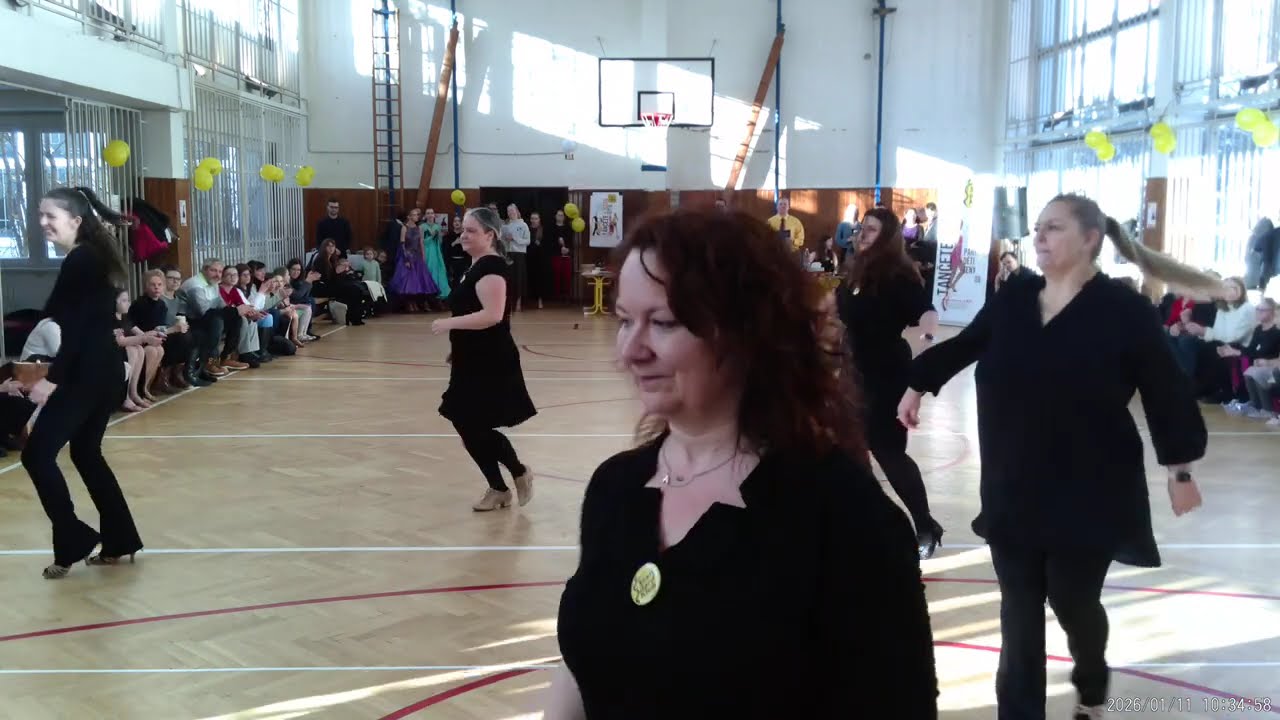 REINAS DEL RITMO