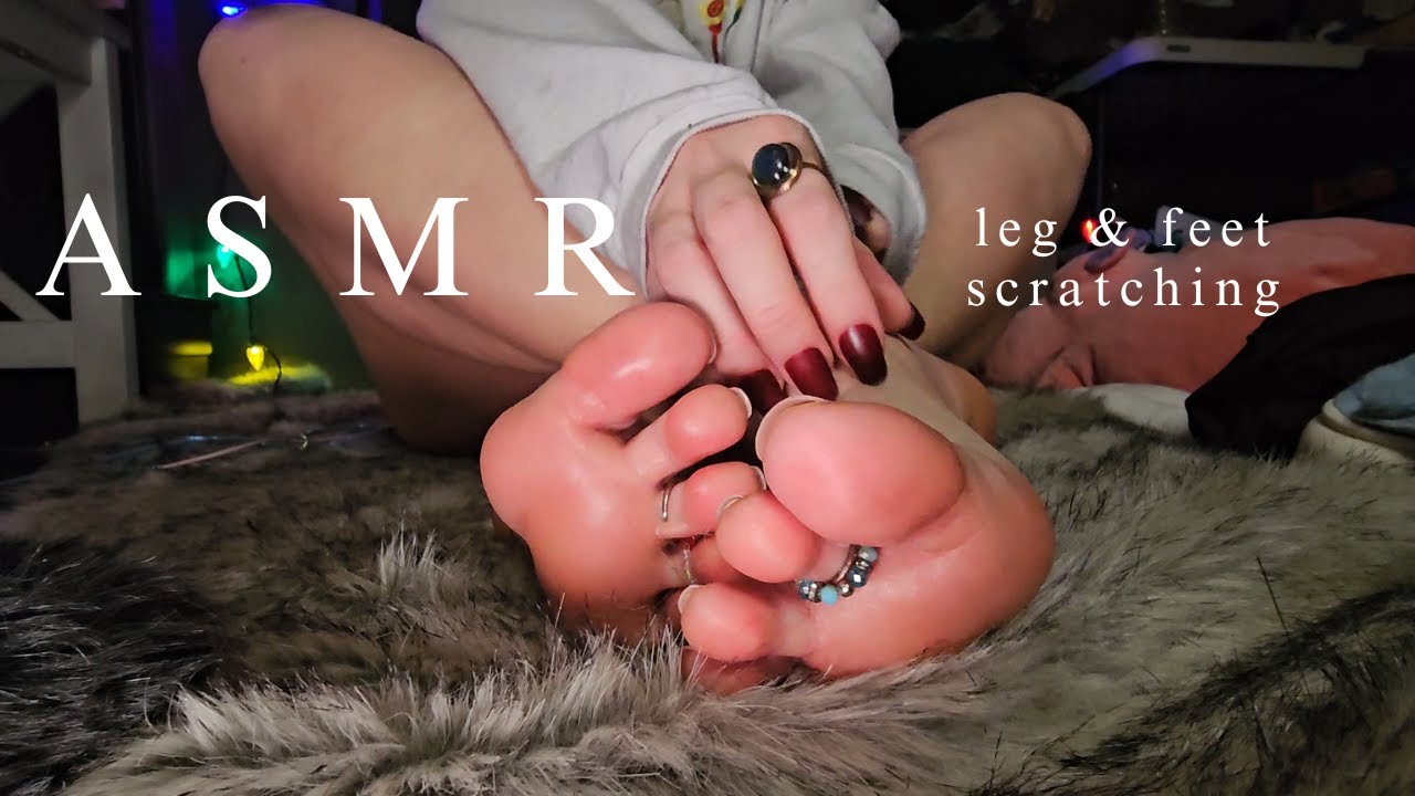 ASMR | Scratching sounds to help you relaxxx | scratch trigger with toes