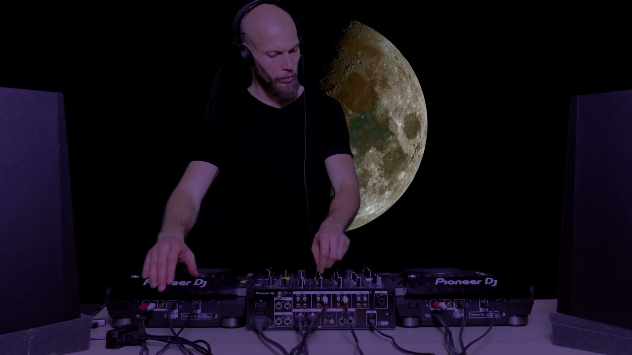 Boykonur - Landing The Moon #16 [Melodic Techno/Progressive house DJ Mix]