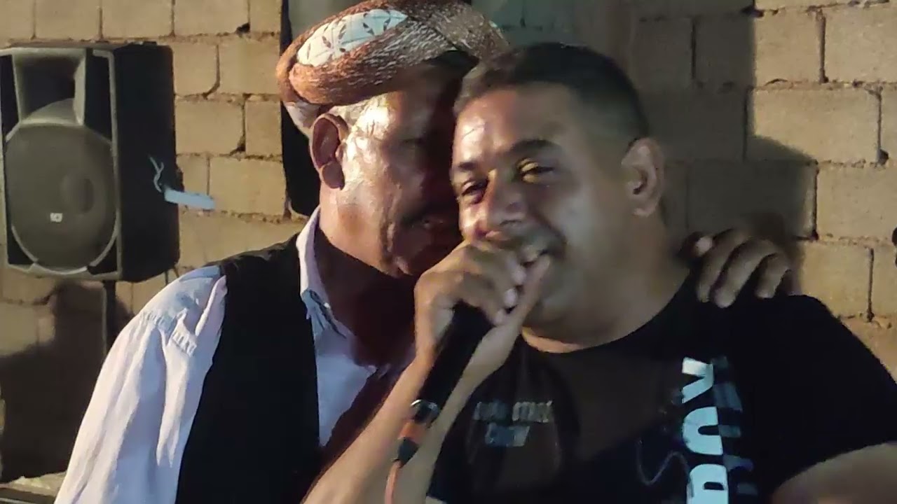شيخ بن الدين يبدع في اغنية متسكنش عمري الخيمة فاطمة حب حلال 🥰🥰