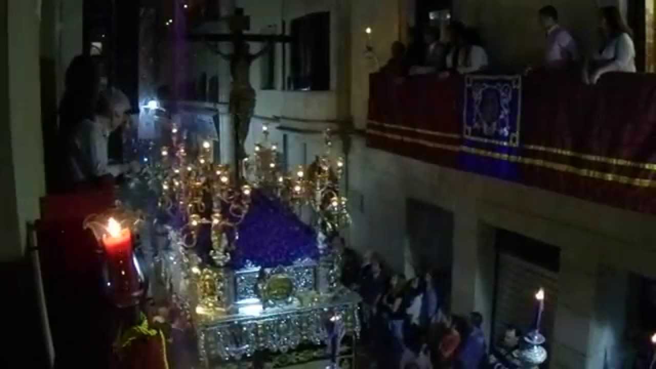 El CRISTO DE LA EXPIRACIÓN A SU PASO POR CALLE MAESTRA DE JAÉN. SEMANA SANTA JAÉN 2015.