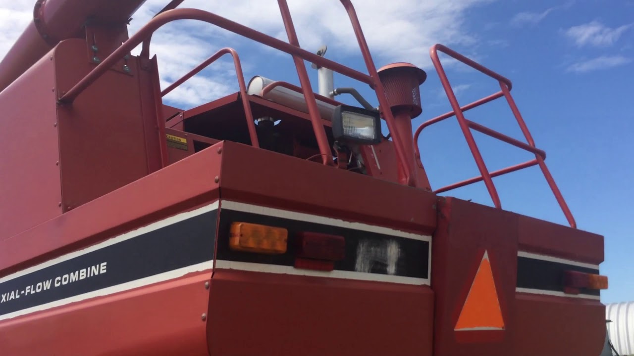1982 Case International 1460 Axial Flow Combine International Monitors 5189 Hrs