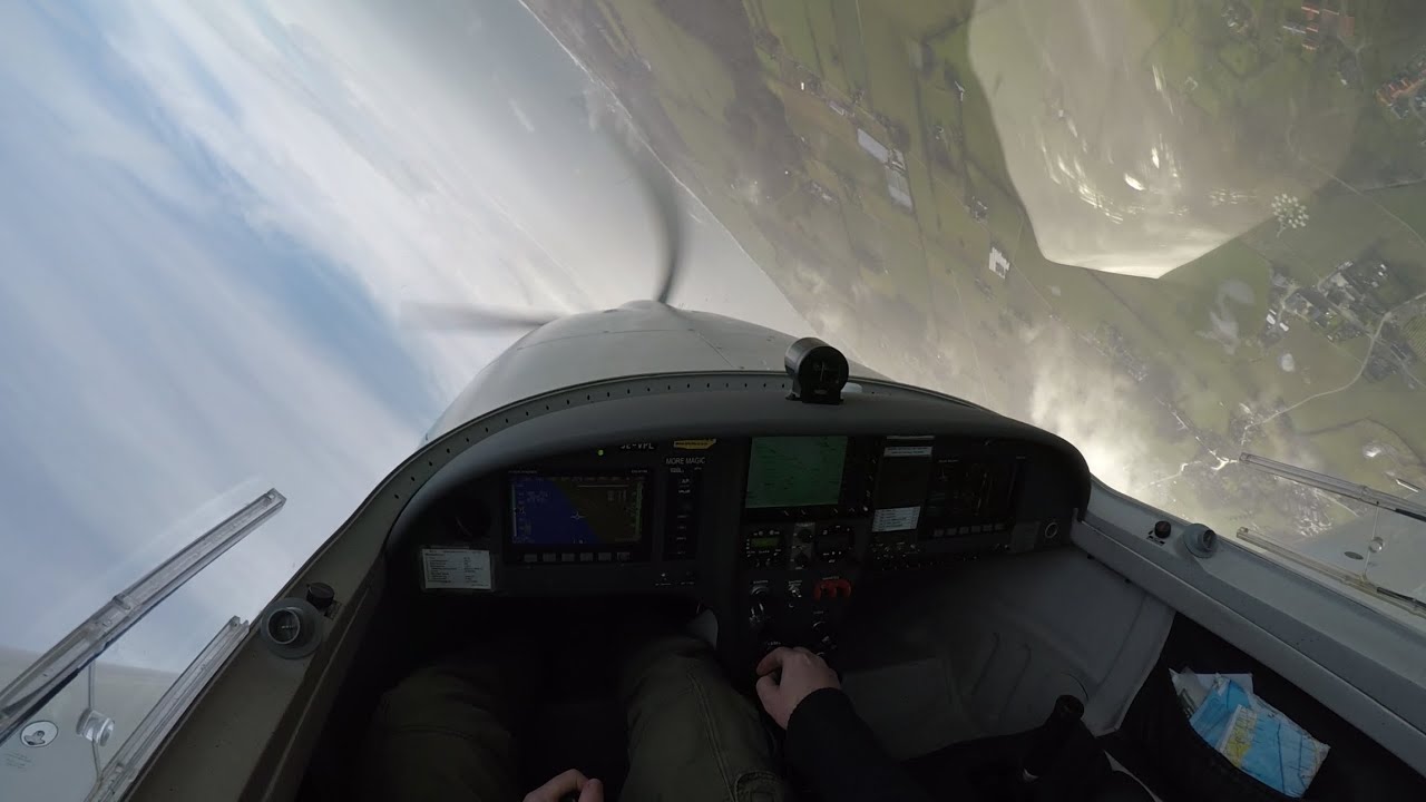 Wingovers above Kullen in the Dynamic WT9 | FlyTheThing
