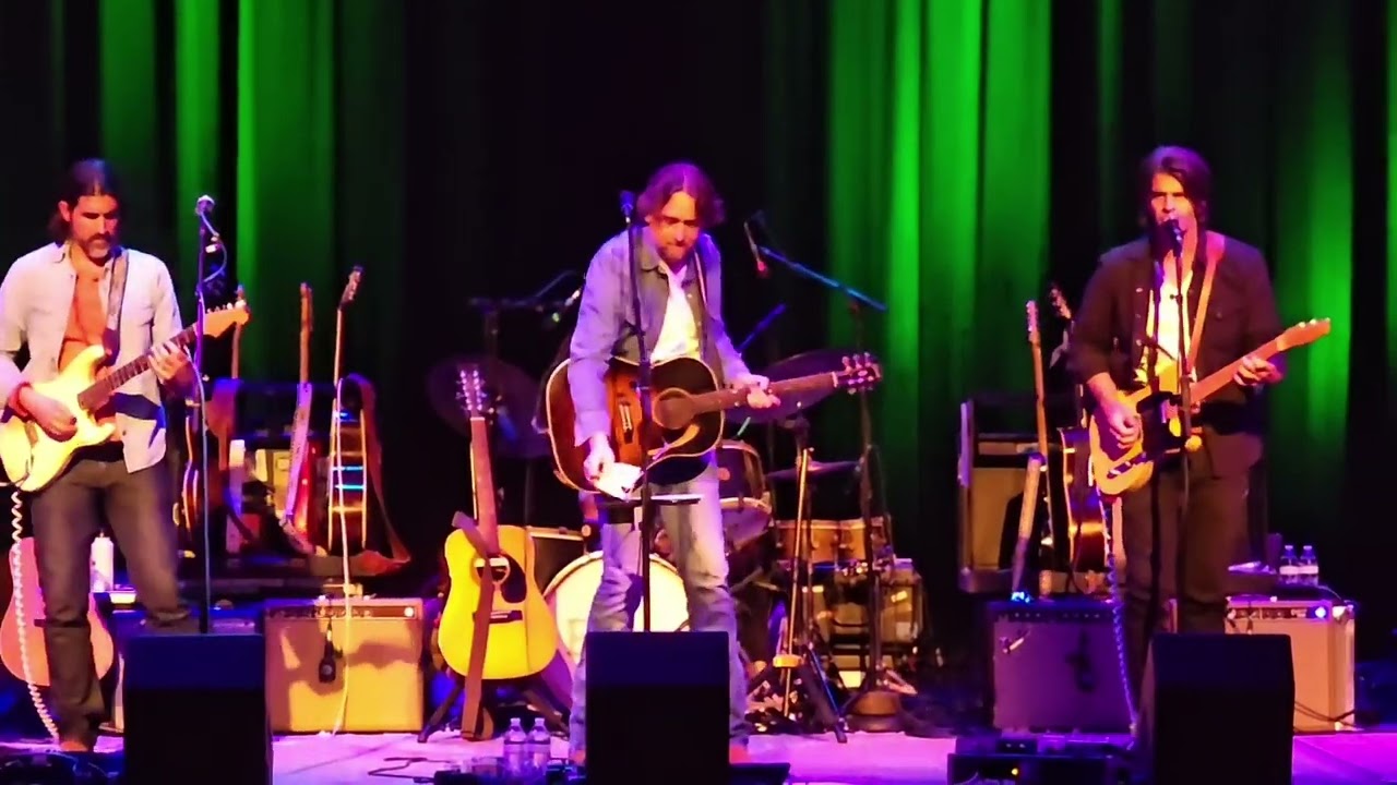 Show #16 - Hayes and The Heathens - 4/23/2024 - Lexington Opera House - Lexington, KY