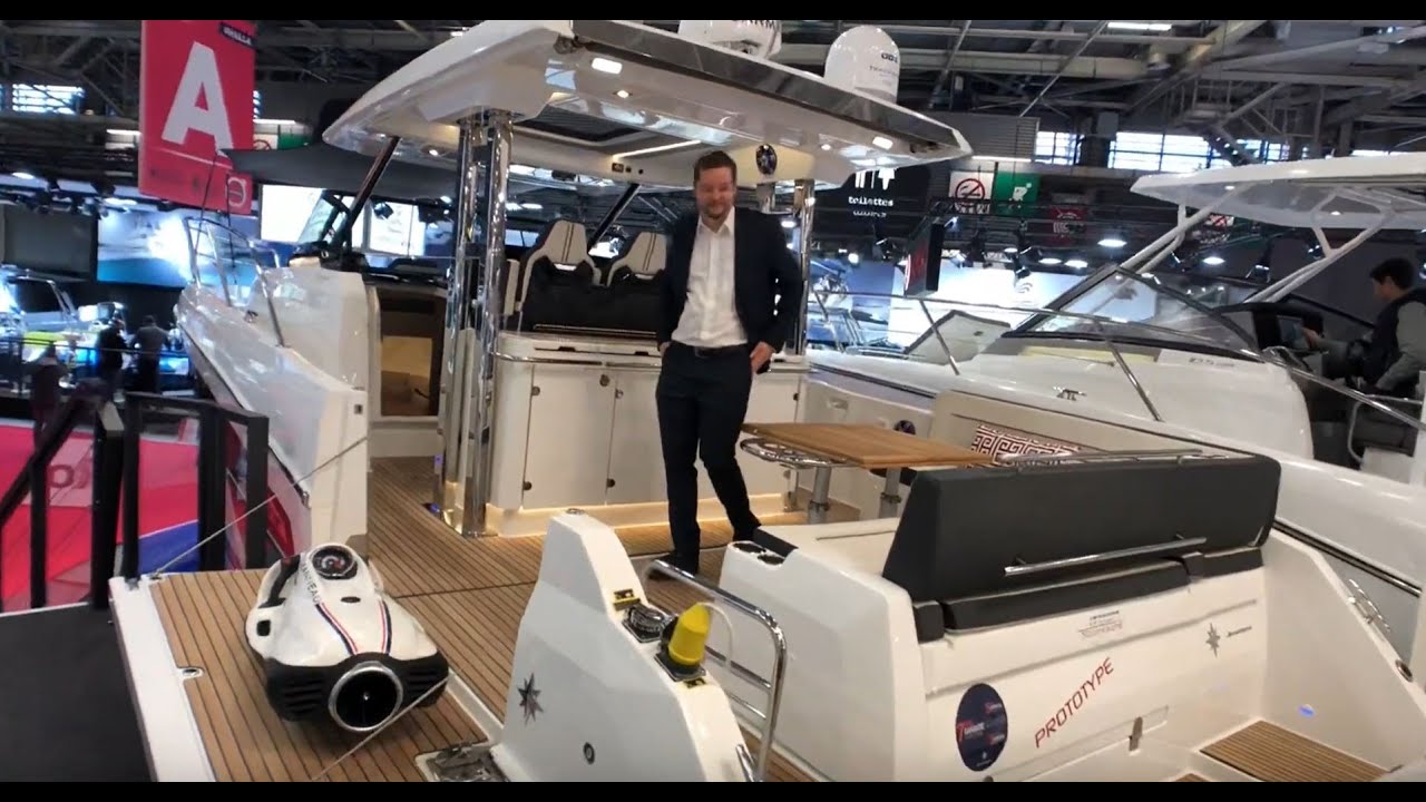 Jeanneau Cap-Camarat 12.5 WA - 10 minute first walkthrough