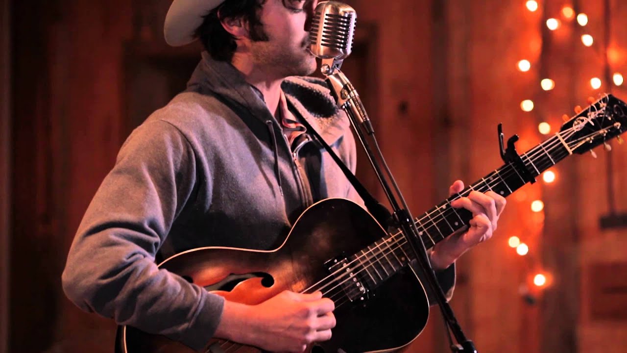 Shakey Graves - Bully's Lament (Live in Lubbock)
