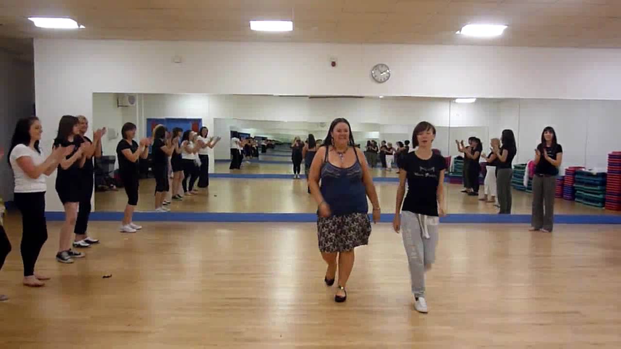 Voulez Vous hen dance experience