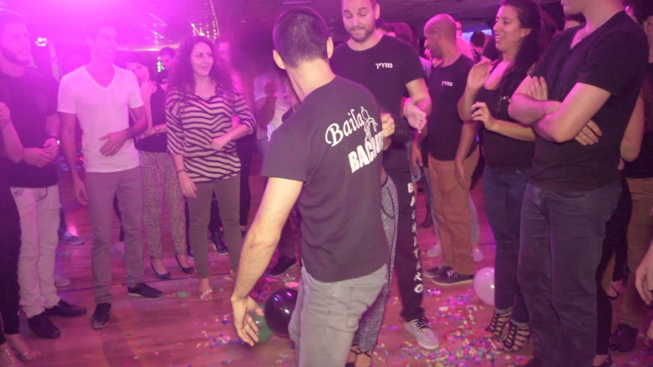 Lidar Bachata birthday circle II