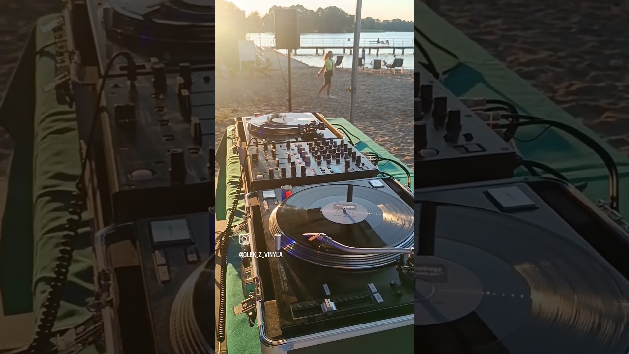 Deepswing - In the music Live Mix on the beach #housemusic #vinylmusic #dj #house #set #party