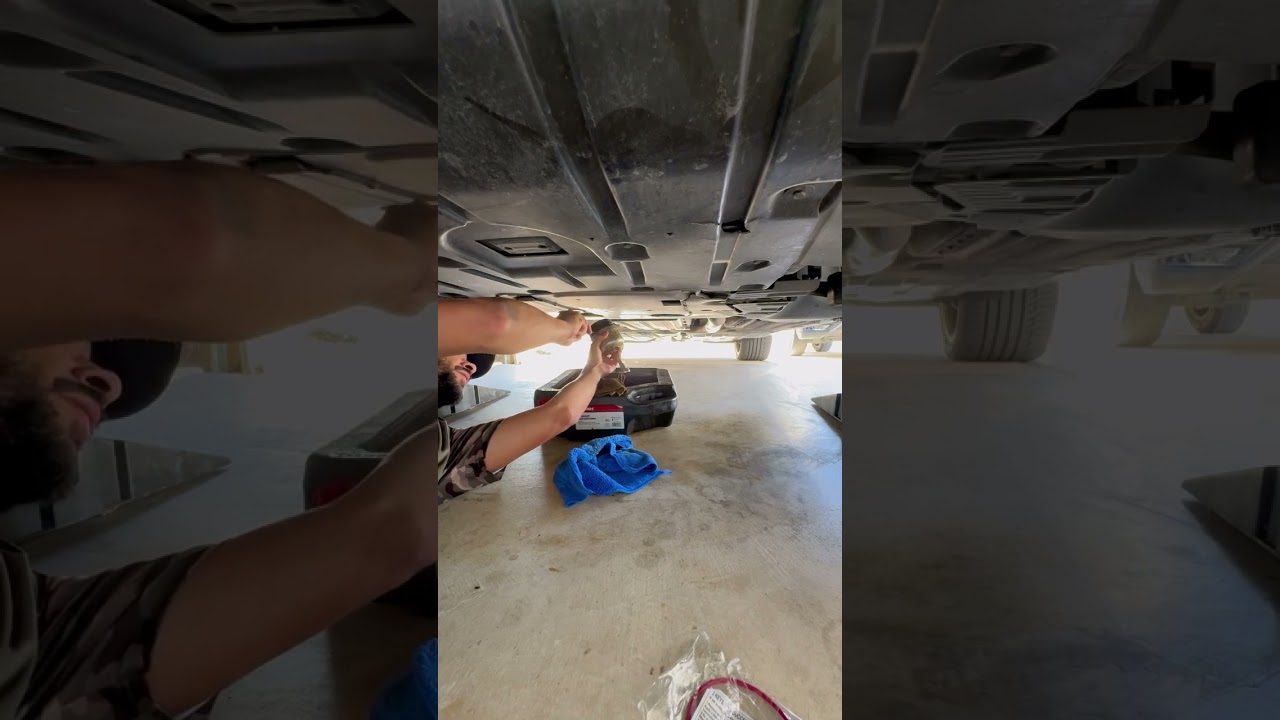 Motor oil change - 2020 BMW X5 M50i V8 X-drive (AWD)
