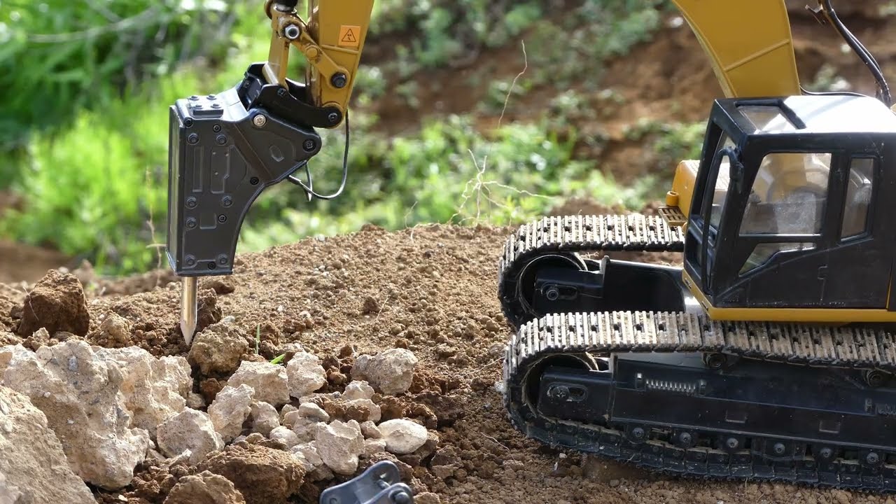 RC Caterpillar Excavator Rock Breaking & Truck Loading — Part 1