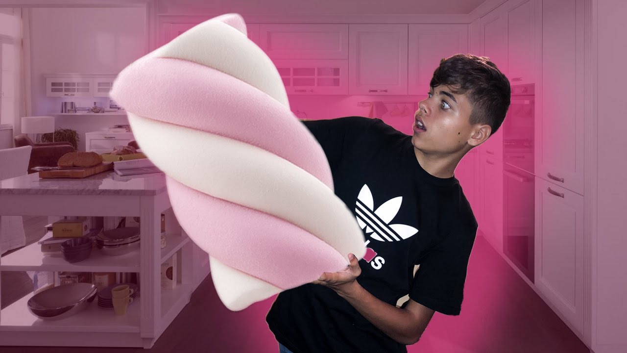 ABBIAMO CREATO IL MARSHMALLOW PIU' GRANDE DEL MONDO! *8.000 calorie*