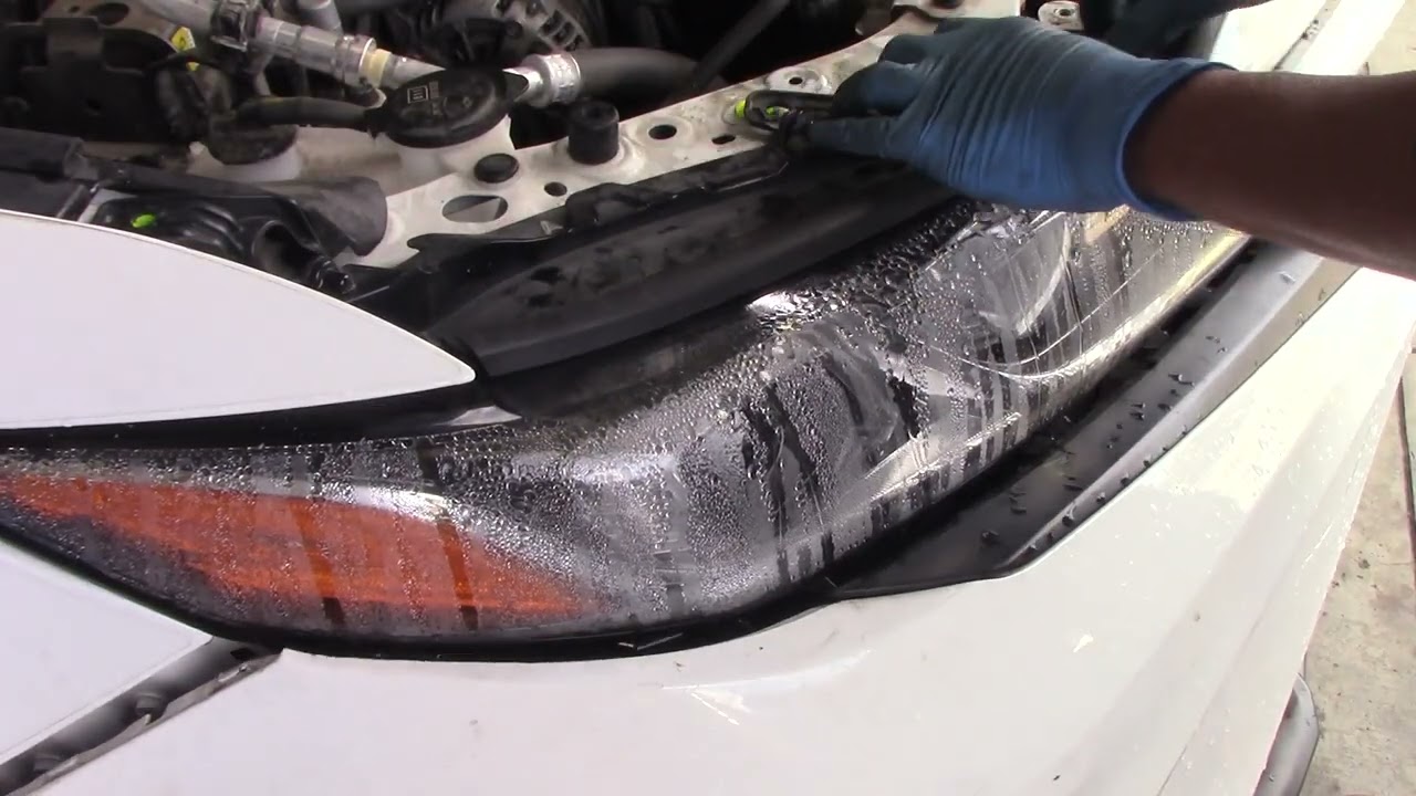 2018 toyota camry headlight assembly replacement