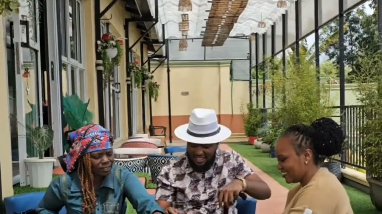 Tumeenda ka out na Mum tukapatana na mtu wa Mushene 🤣🤣🤣 - Gikarati vs Warigia 