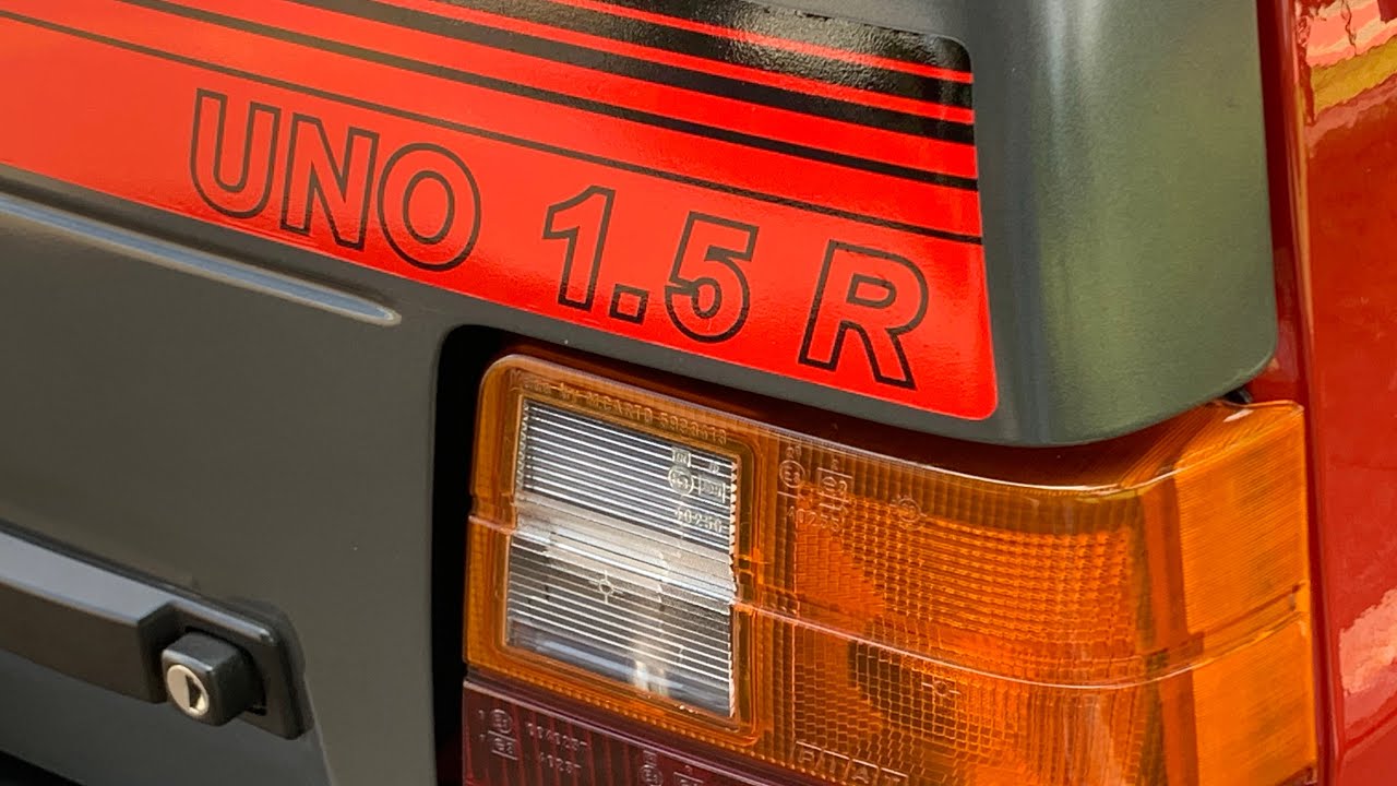UNO 1.5R 1989 com Ar Condicionado VENDIDO
