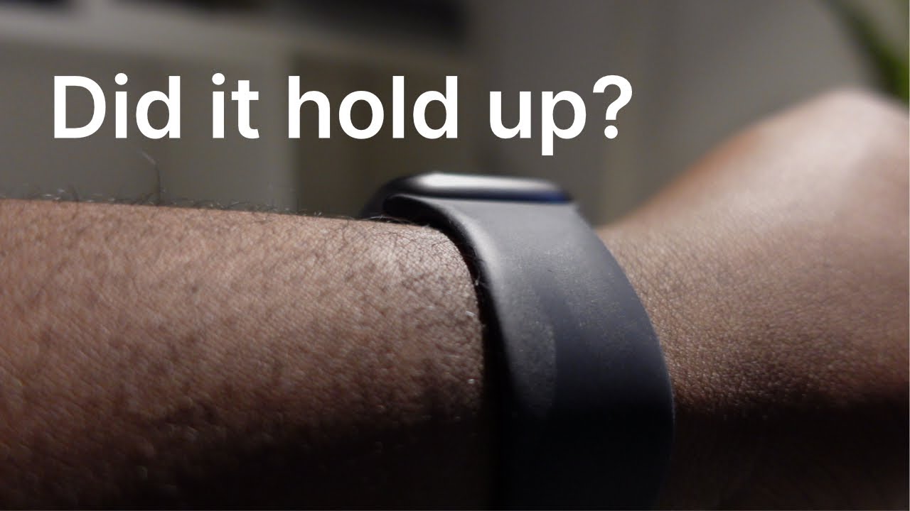Black Apple Watch Solo Loop Band One Month Update - Dirty, wear and tear or damage