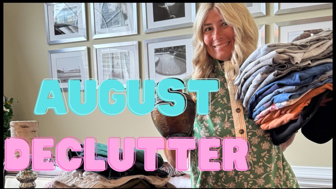 Decluttering Around The House | What I Decluttered In August || My Journey To A More Minimal Life