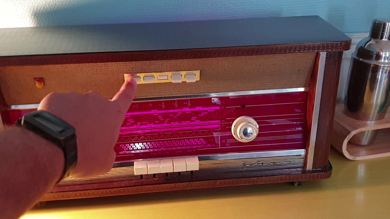 Antique Radio with Google home and Raspbperry Pi