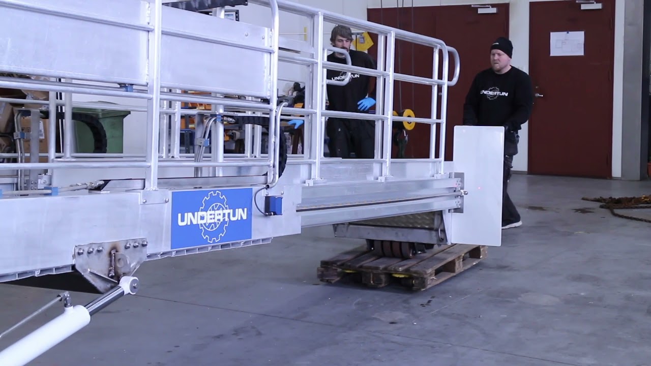 15m with active roller end