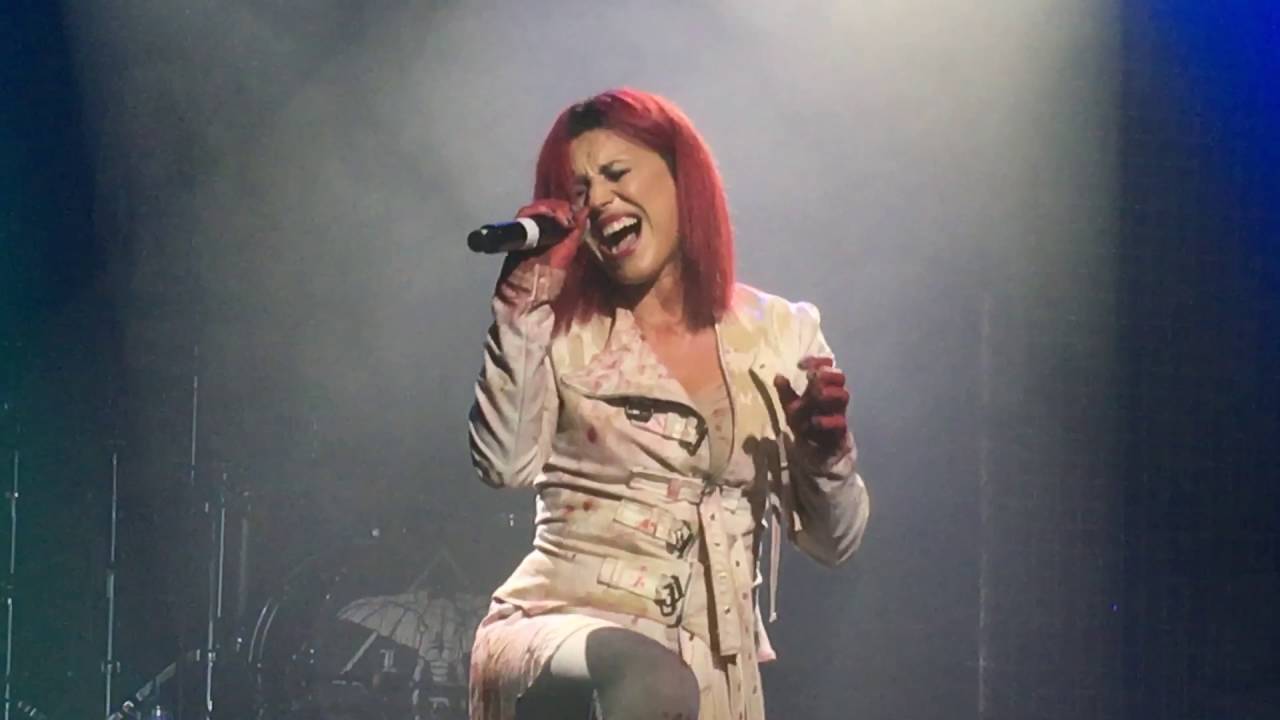 The Ghost Woman and the Hunter - Lacuna Coil @013 22/10/2016