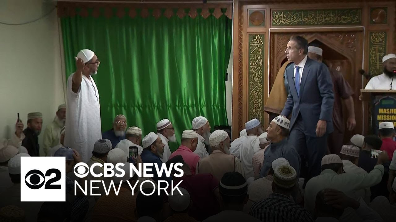 Andrew Cuomo heckled while speaking to Muslim voters at NYC mosque