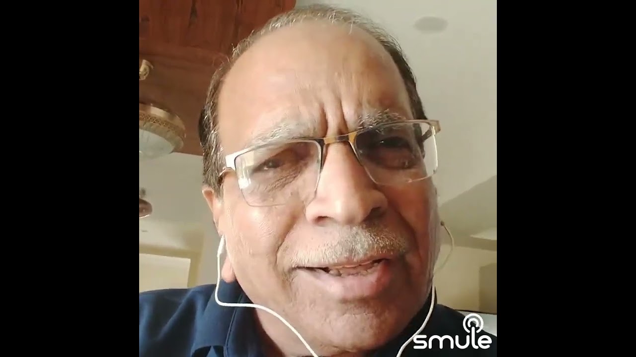 एक बंजारा गाए जीवन के गीत सुनाए हम सब जीने वालों को जीने की राह बताएं