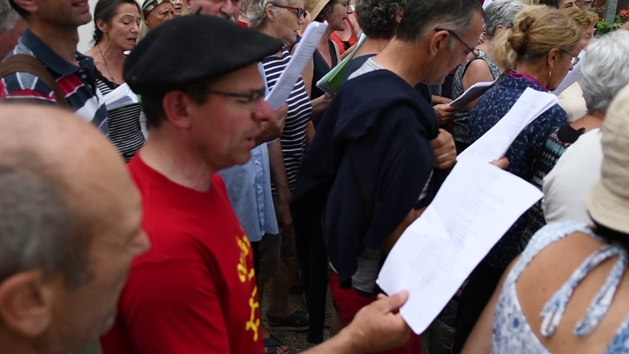 Passant sus la Planqueta  Ieu n'ai cinc sòus  Suite de Bourrées planière