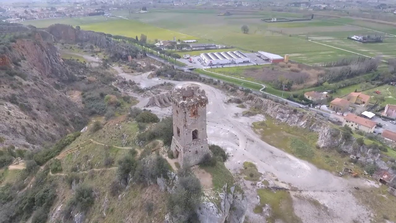 Torre di Caprona (Torre Upezzinghi)