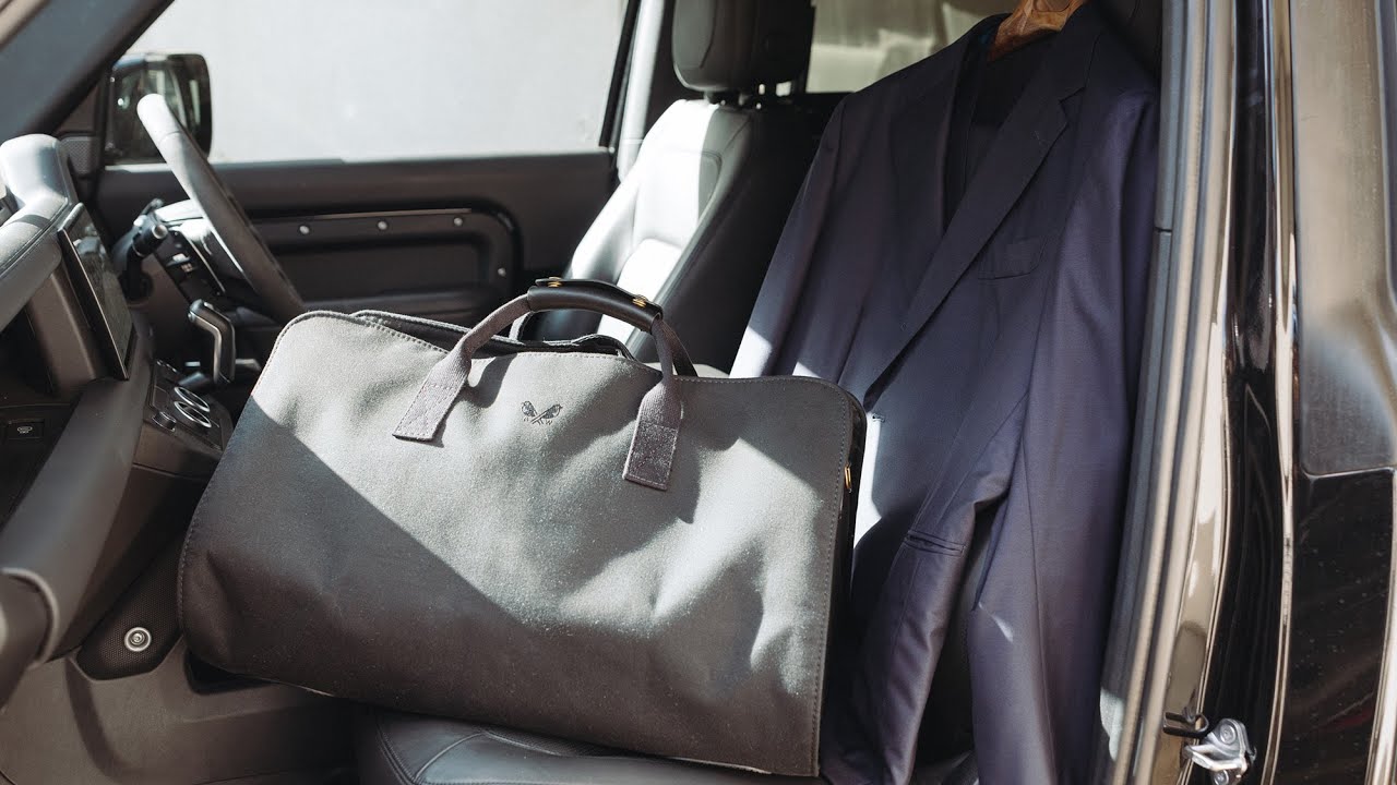 Bennett Winch S.C. Holdall Review - How I Travel Carry-On Only With a Suit
