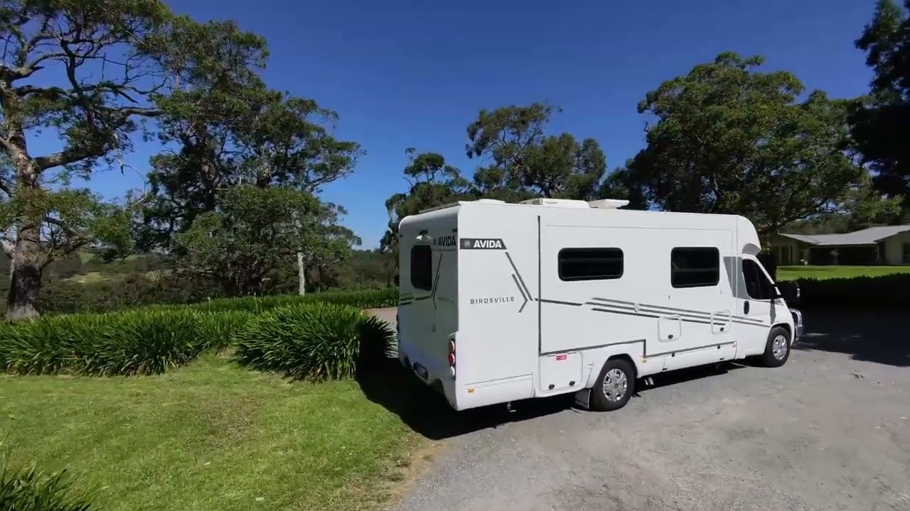 AVIDA Birdsville motorhome (2-person version)