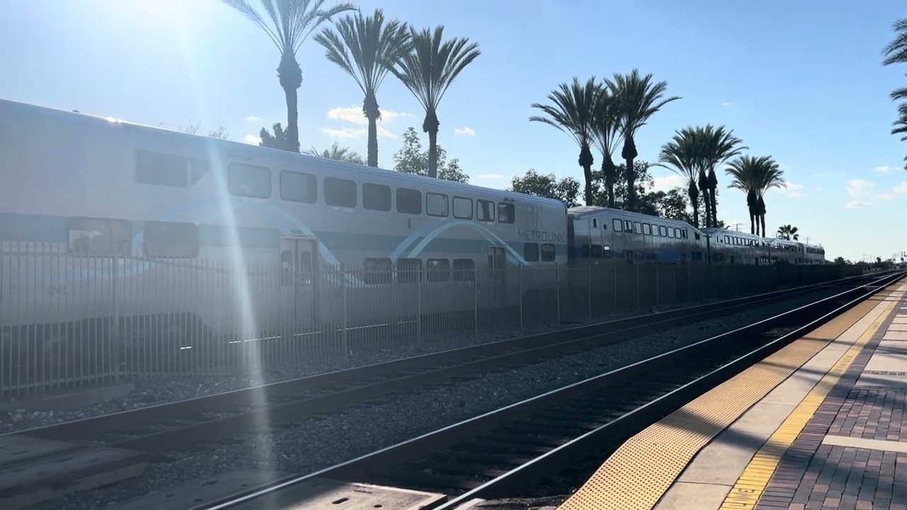 The arrival & departure of metrolink 1664 at Fullerton station on 12/27/25