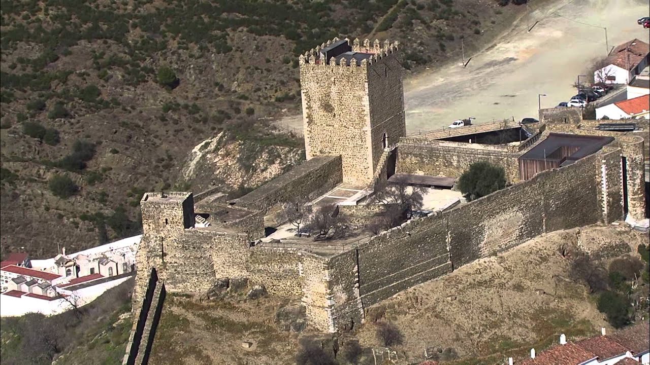 Mértola - História do Castelo