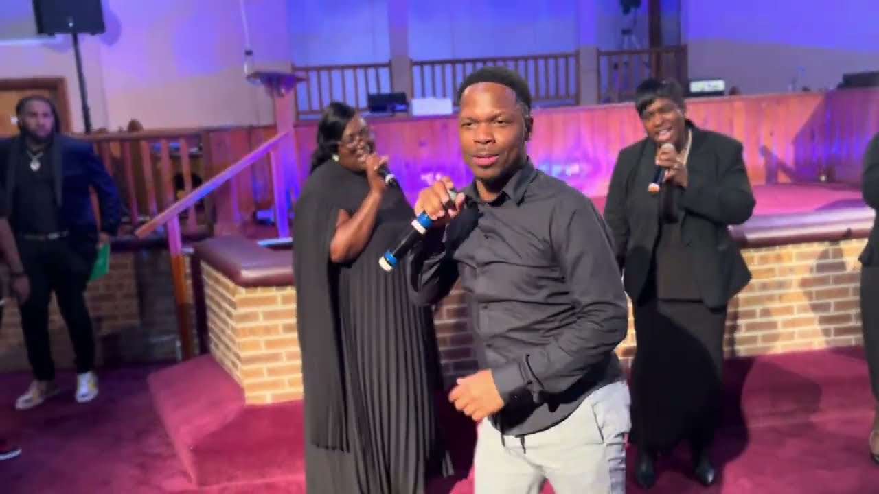 Jason Singleton sings Bless My Soul at House of God