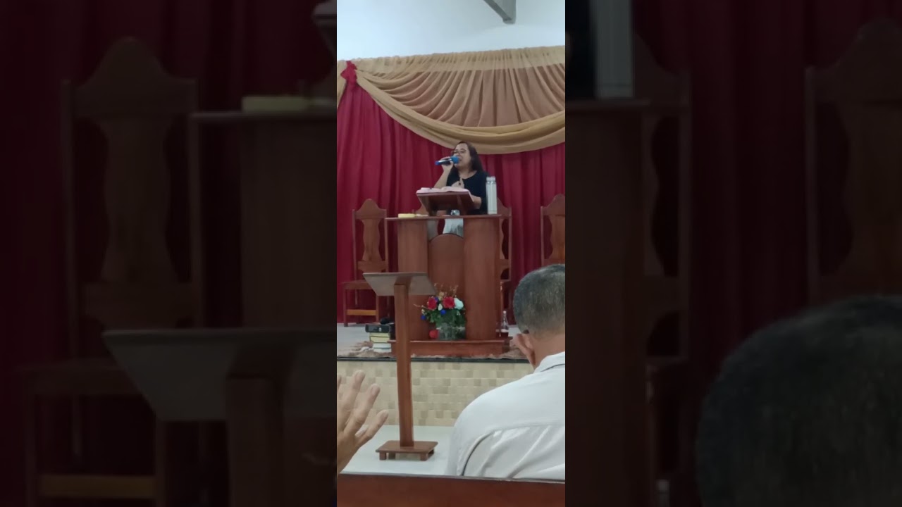 Construa sua vida sobre a rocha que é Cristo. Mt. 7;21-29