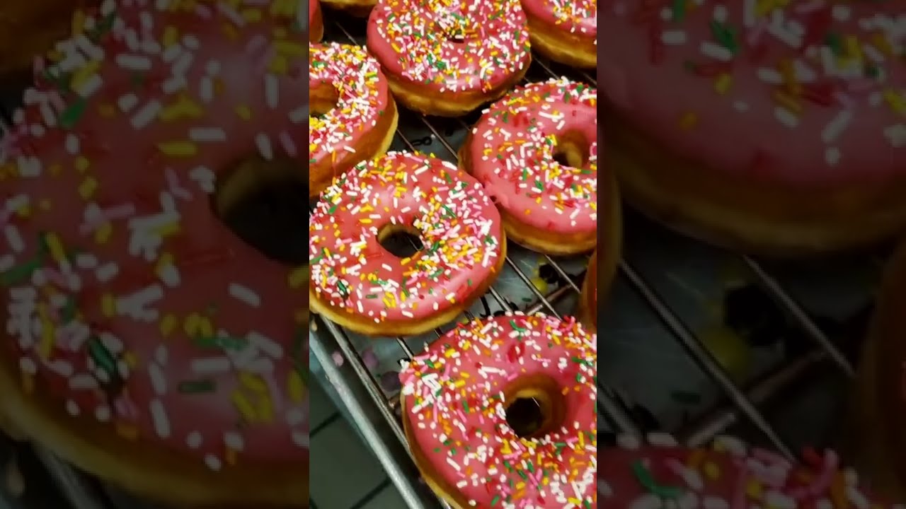 Randy's Donuts