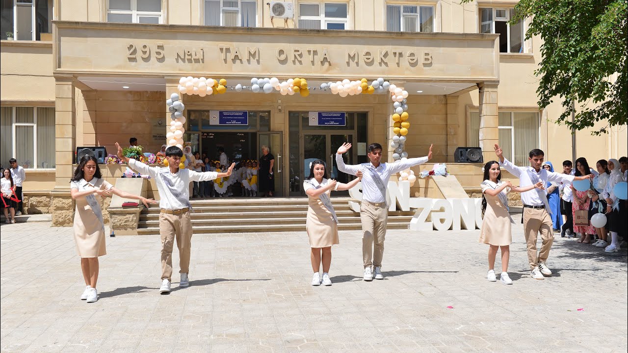 Son zəng 2024. Flashmob #mütda  #sonzeng #sonzeng2024 #flashmob  #reqs #mekteb #trend #music