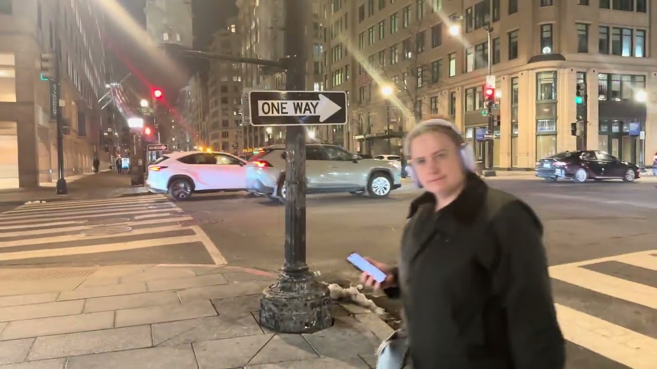 Washington DC Walking Tour: Thursday Night Happy Hour. F St/G St from 7th to 14th