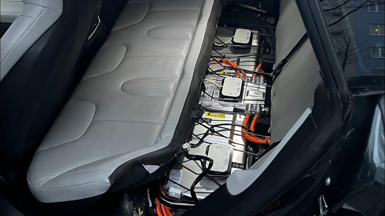 Tesla Model S 85 2014 Rücksitze ausbauen Obc Gen 2 Repair Teil 1/3